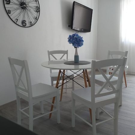 Apartments Villa Antony Drvenik  Esterno foto