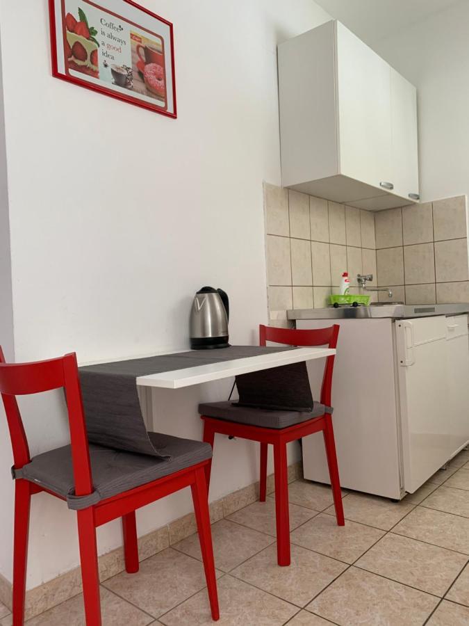 Apartments Villa Antony Drvenik  Esterno foto