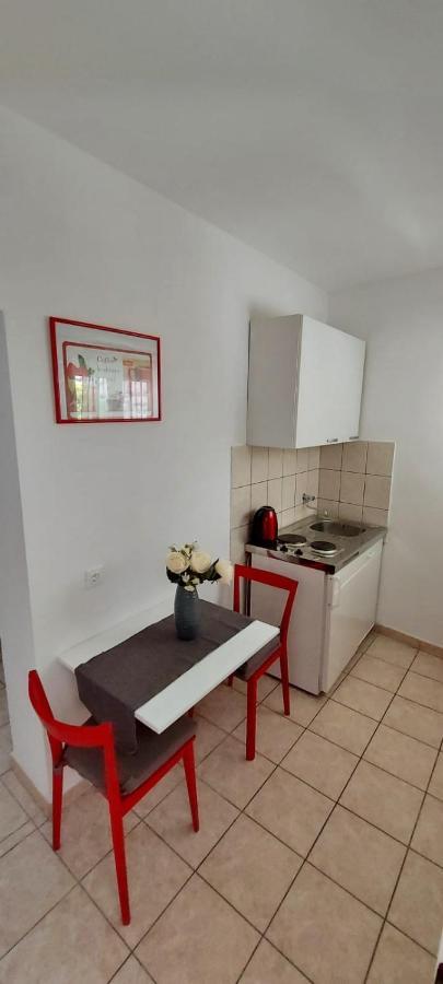 Apartments Villa Antony Drvenik  Esterno foto